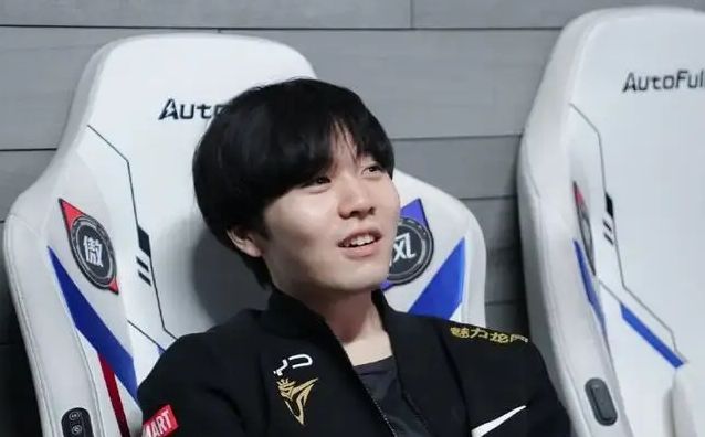 持球队的竞 持球队的竞