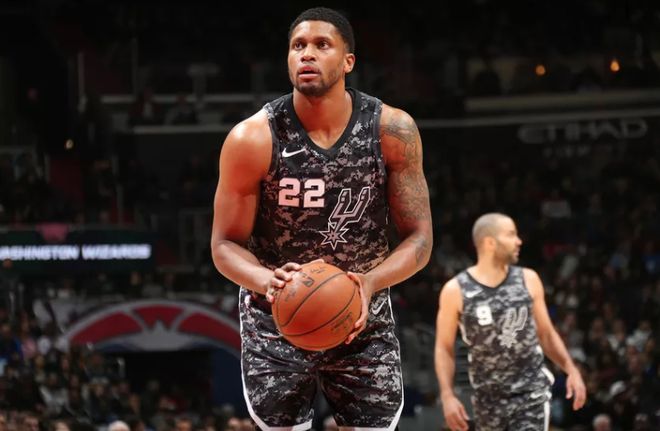 夜间赛道和 夜间赛道和