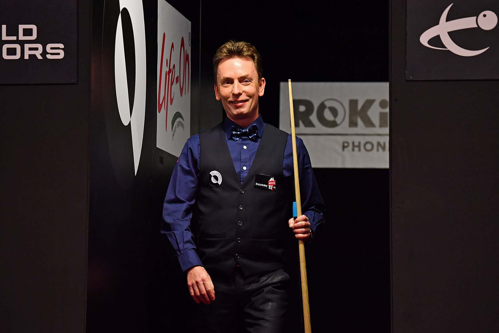 她的慈善理 她的慈善理