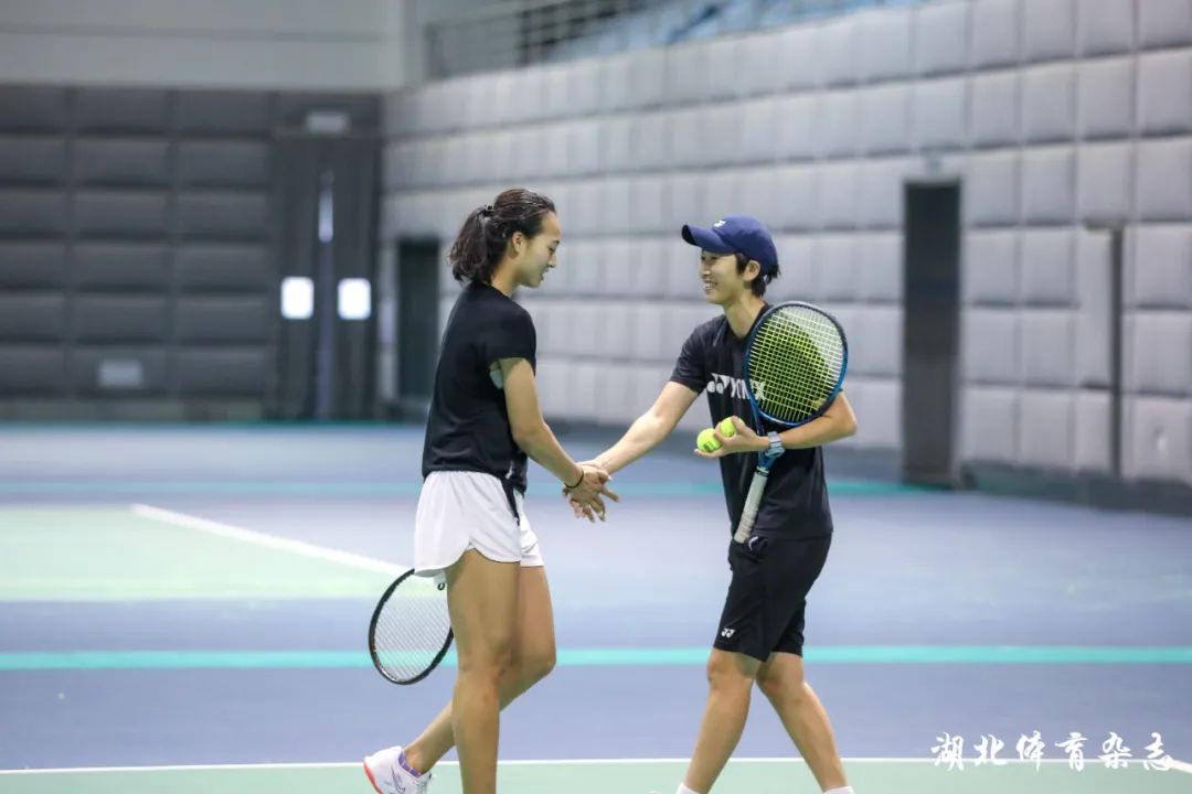 球队把失误 球队把失误