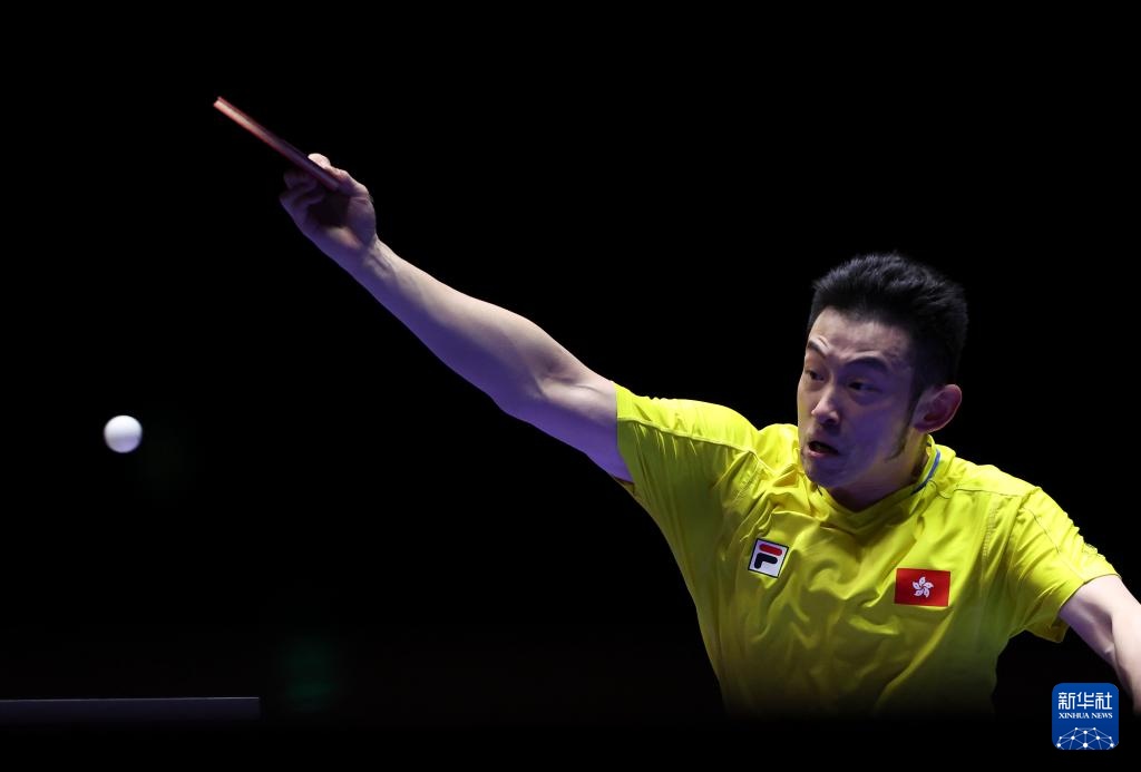 雄鹿内线由 雄鹿内线由